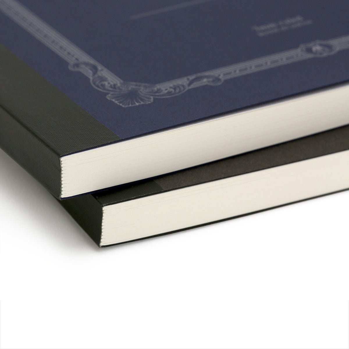 end profile of Apica CD premium notebooks shoing the stitched sections and fabric covered spine