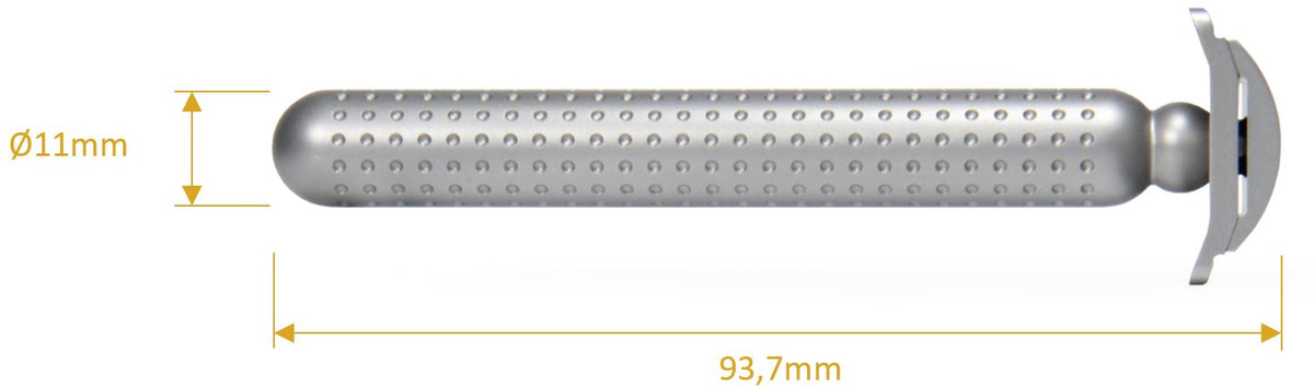 measurements of the Musamune razor - 93.7mm long, handle 11mm wide