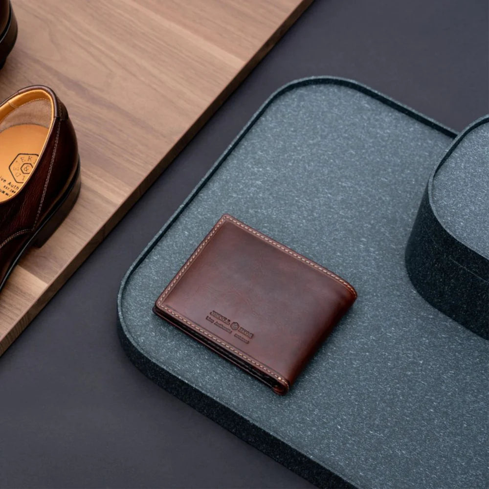 Jekyll and Hide Folding Wallet with Coin