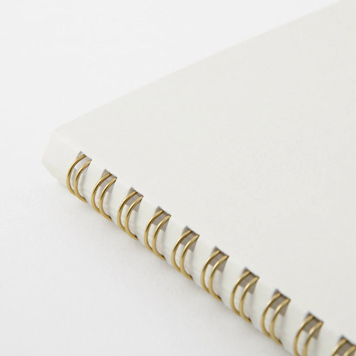 Midori A5 Dot Ruled Colour Ring Note Book - White