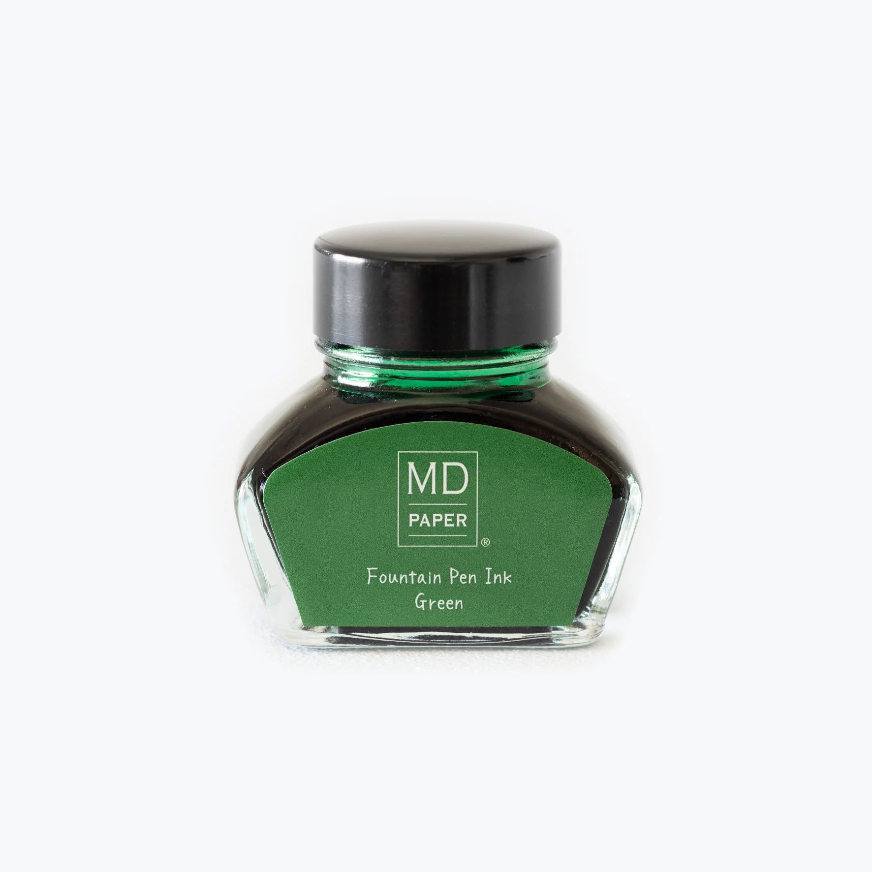 Front view of MD Paper Fountain Pen Ink Green