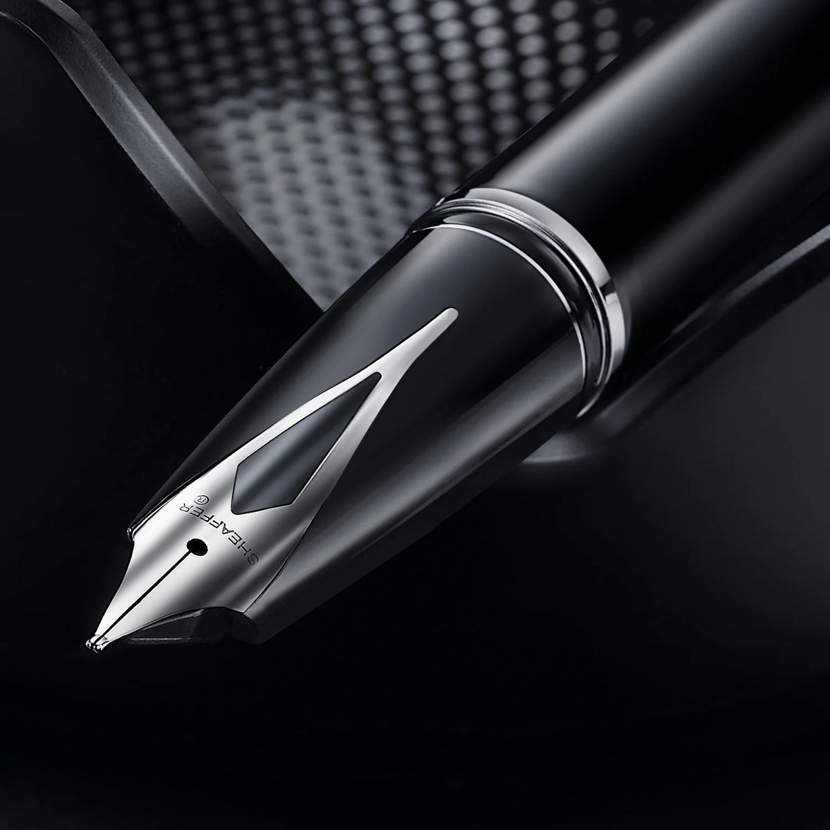Sheaffer Legacy Glossy Black Inlaid Nib Fountain Pen